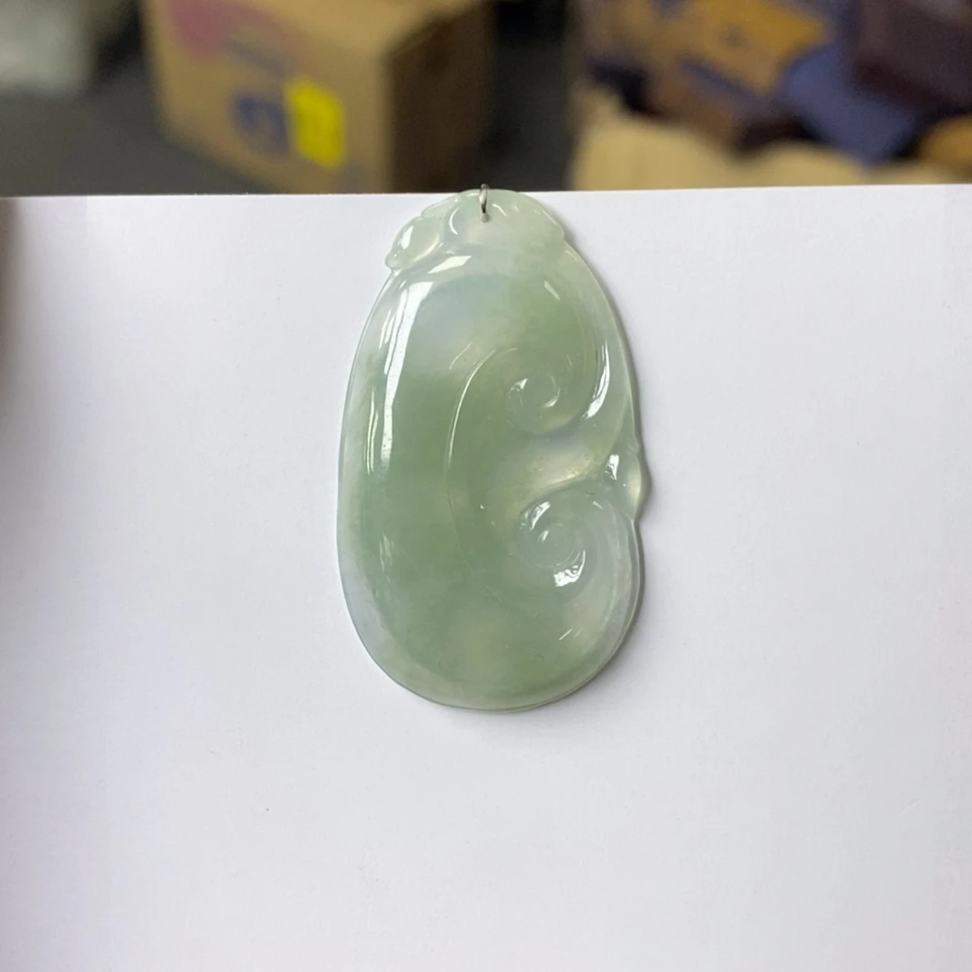 翡翠颈饰未镶嵌如意