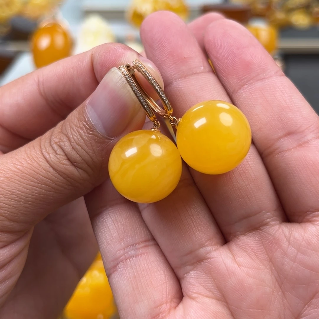 蜜蜡18K金镶嵌珠宝奇石