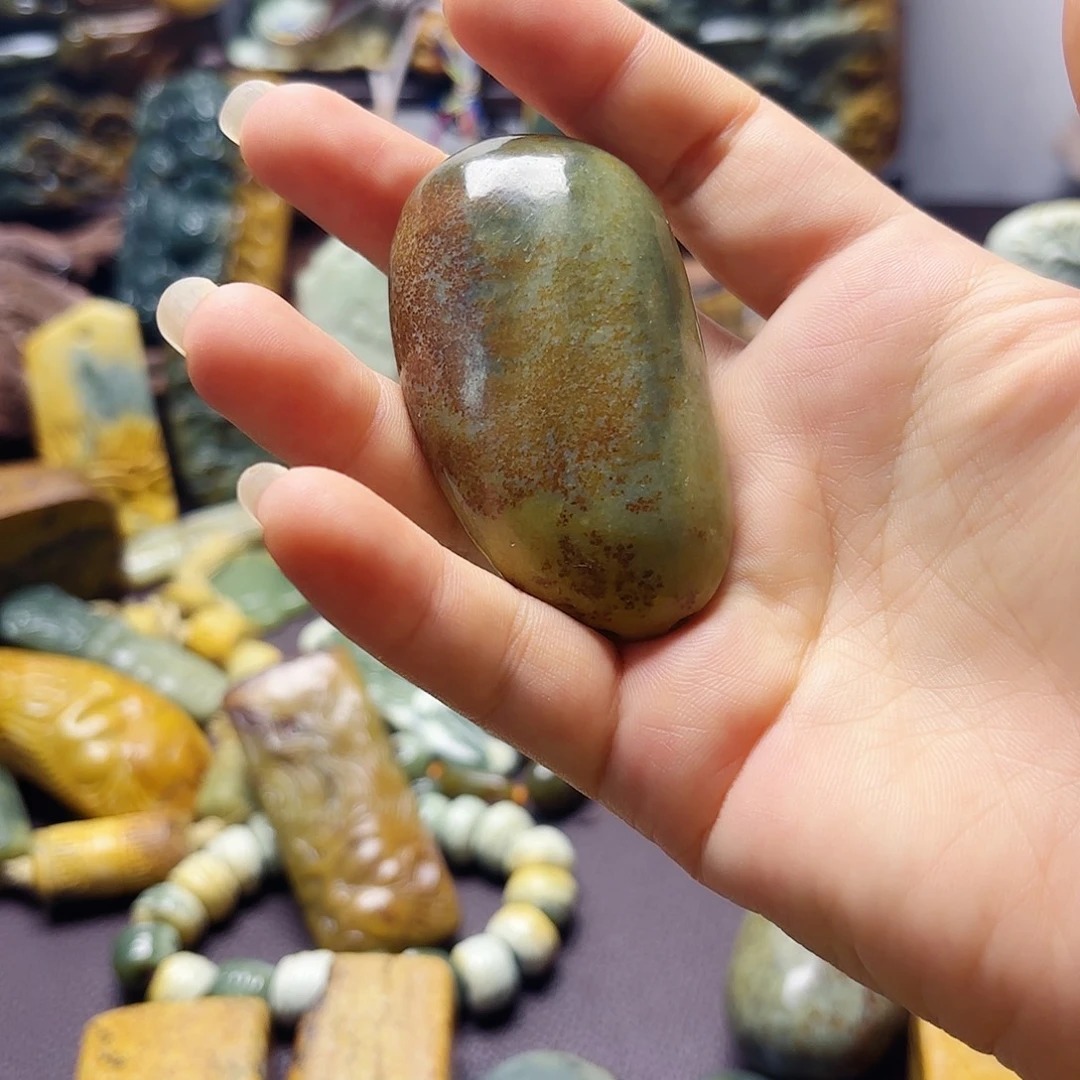 岫岩河磨玉（透闪石质玉）未镶嵌挂件