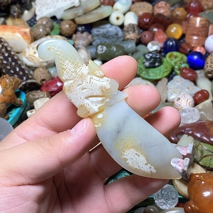 和田玉未镶嵌颈饰81