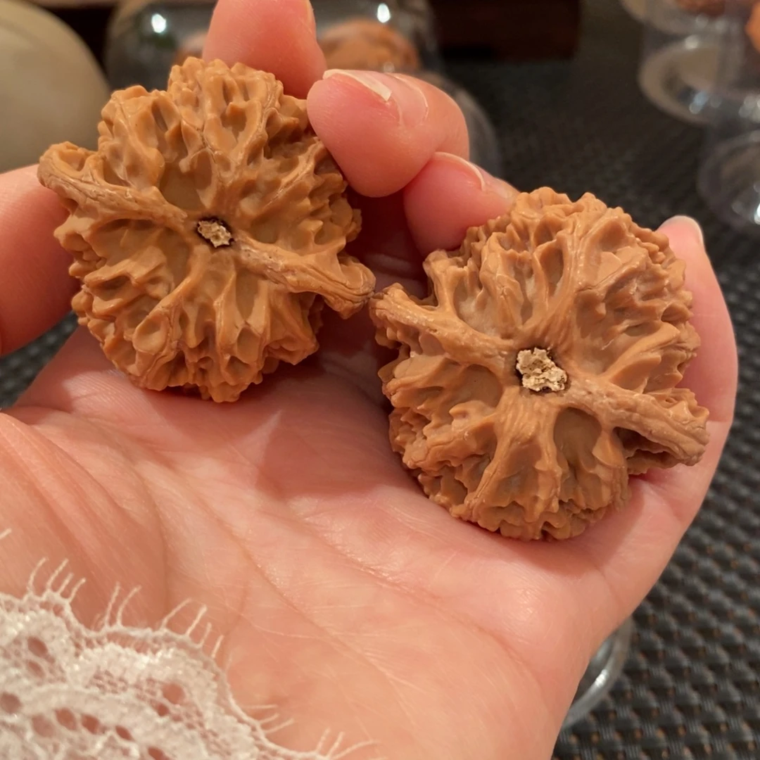 h***2文玩核桃吊坠44.5全品苹果园