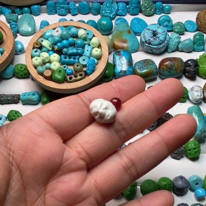 南红玛瑙未镶嵌颈饰