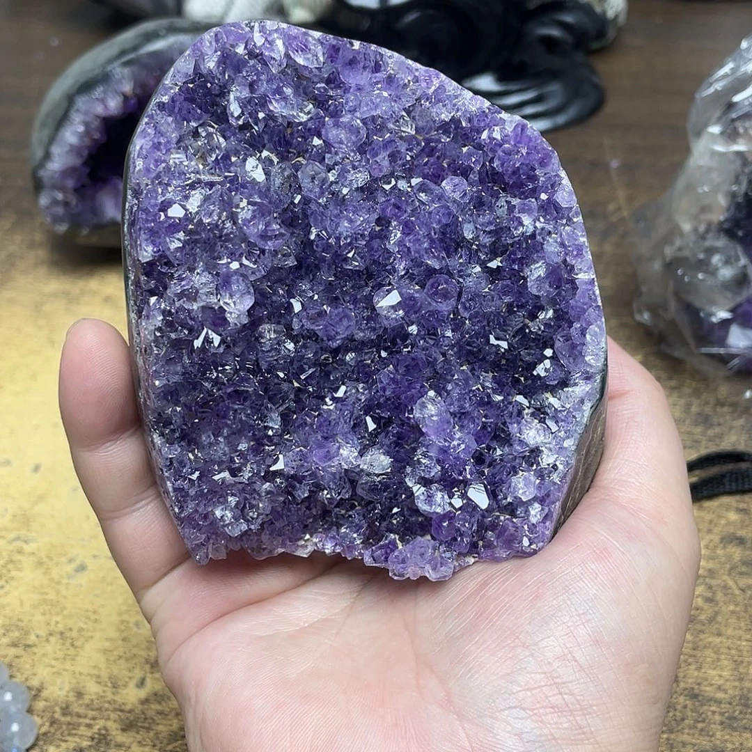 未镶嵌大型摆件（非配饰）紫晶