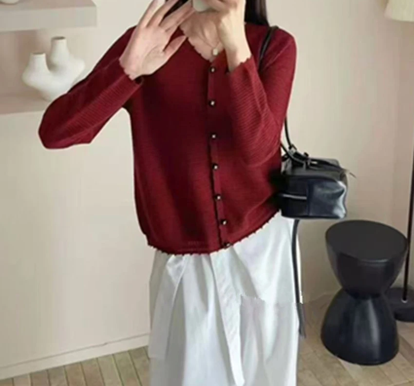小香风减龄百搭V领针织上衣