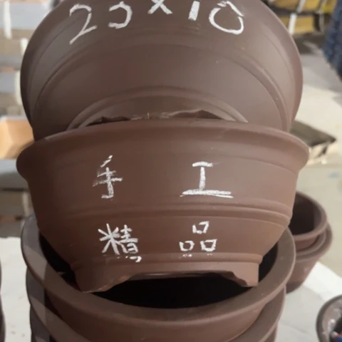 100-8。       23-10