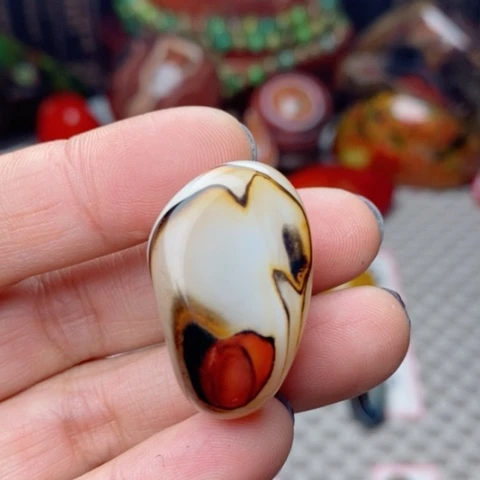 未镶嵌玛瑙/玉髓珠宝奇石