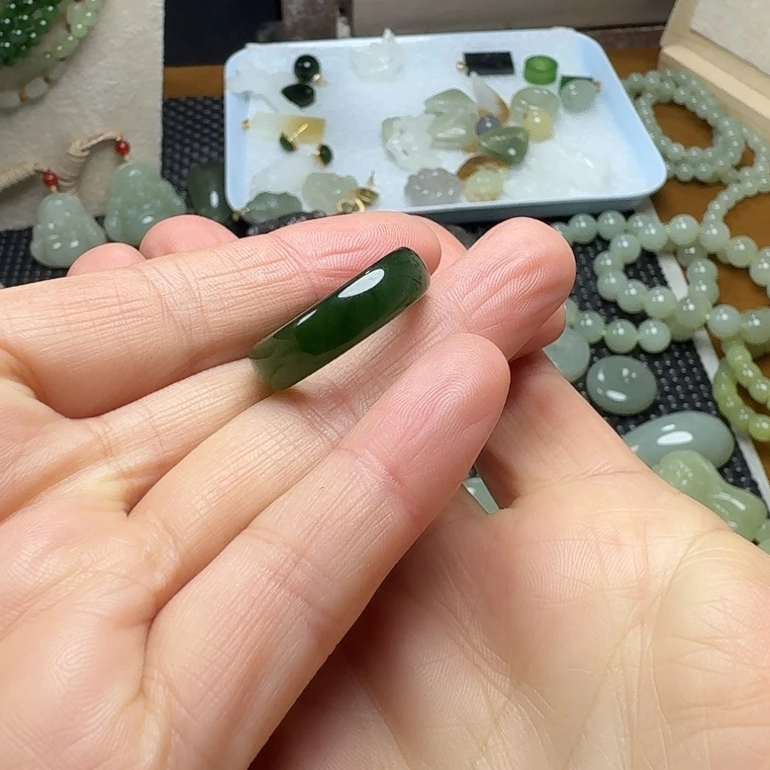 和田玉（碧玉）未镶嵌戒指