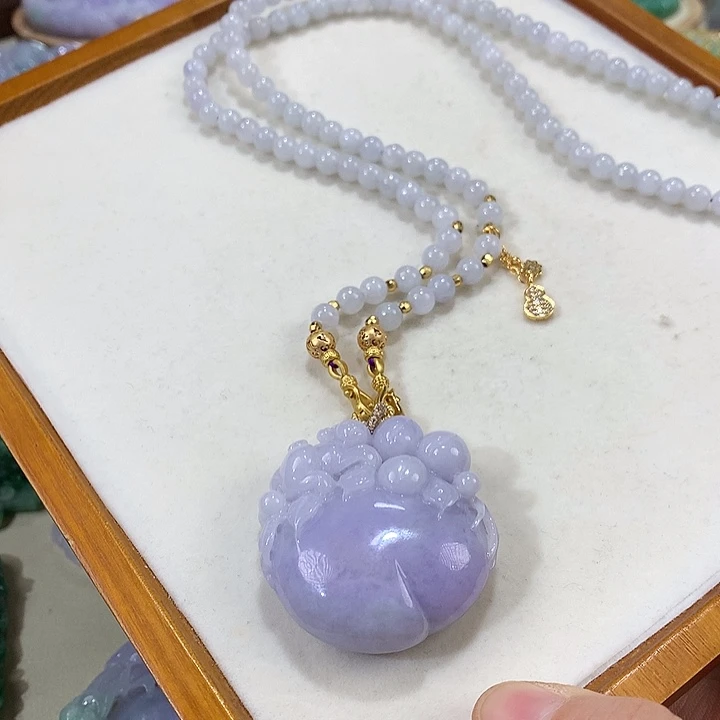 翡翠未镶嵌颈饰翡翠吊坠