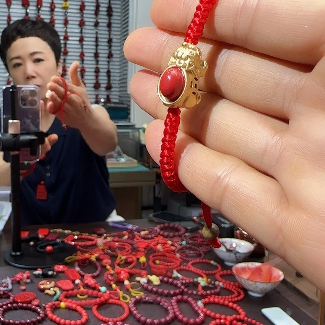 天然辰砂朱砂挂件