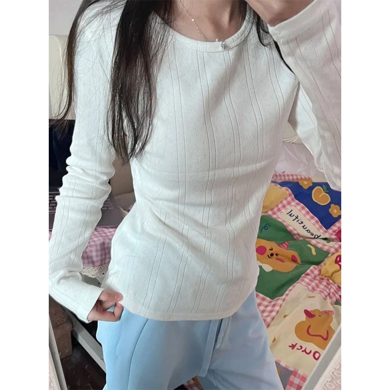 洋气别致绝美白色肌理感正肩长袖t恤女春秋季修身显瘦打底衫上衣