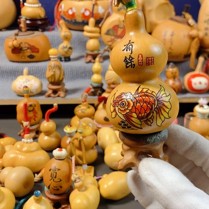 哈***哈娇娇咯摸摸摸嗯呢嗯我婆婆去玩