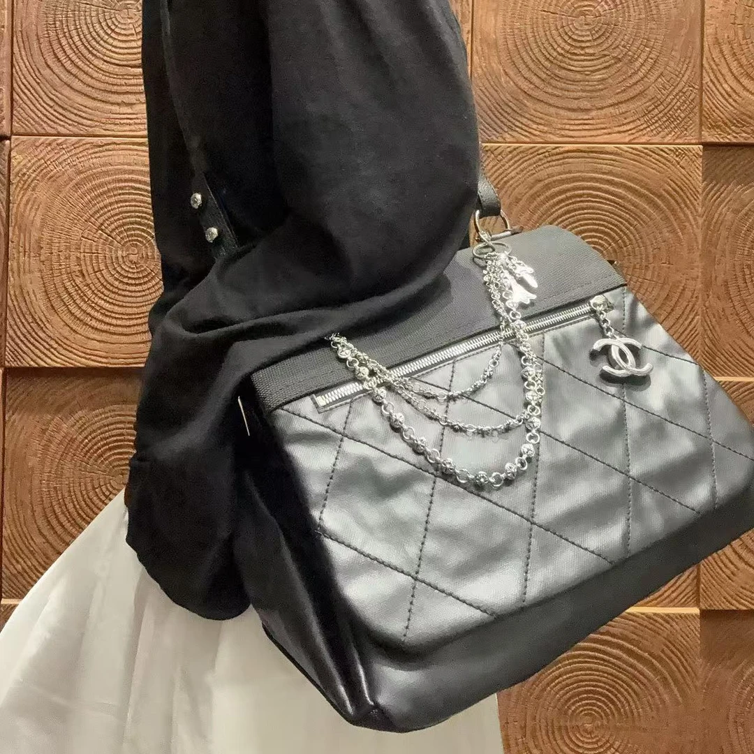 95新 Chanel/香奈儿 【蕾】36 0569 黑色单肩斜挎包