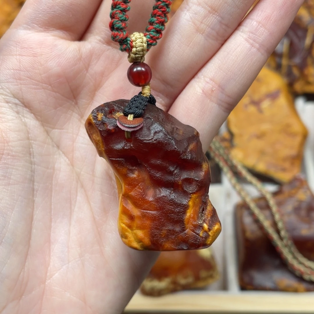 琥珀珠宝奇石未镶嵌