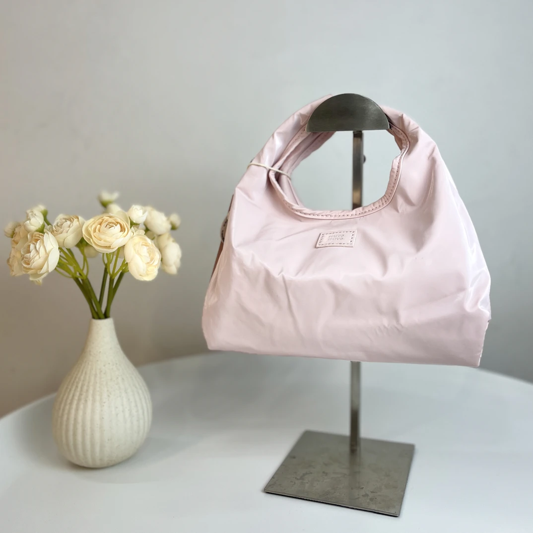 muva原单麂皮休闲纯色磁吸挎包单肩斜挎女款皮包