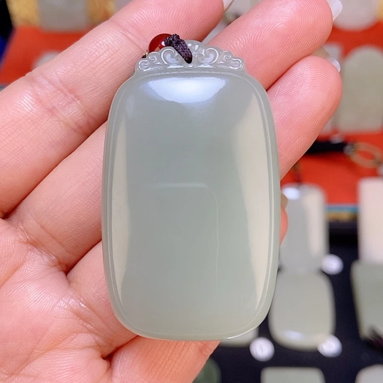 【闪购商品】颈饰未镶嵌和田玉