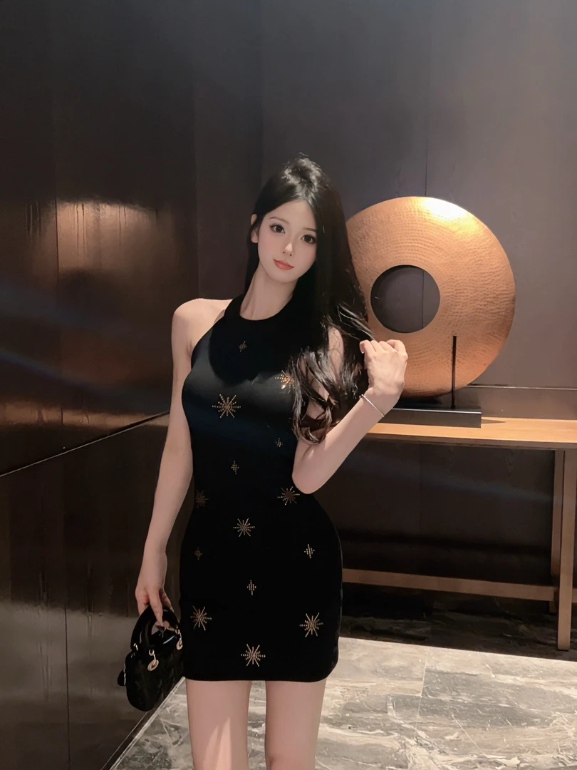 【CUTE专属】纯欲风辣妹烫钻挂脖连衣裙收腰显瘦气质修身包臀裙