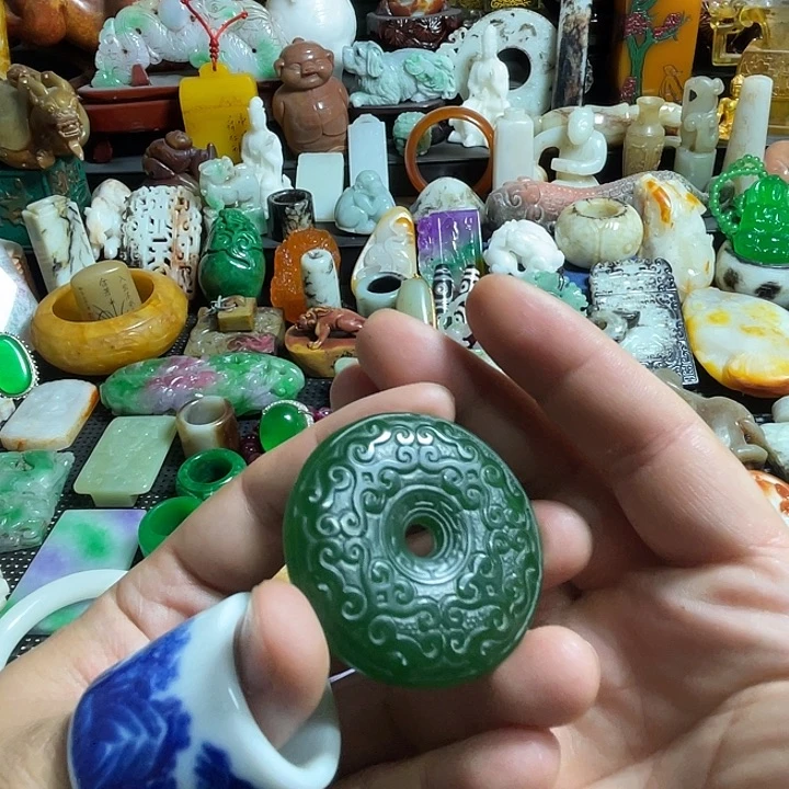 密胺瓷片实物如图