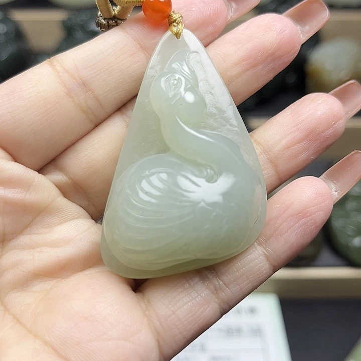 颈饰未镶嵌和田玉