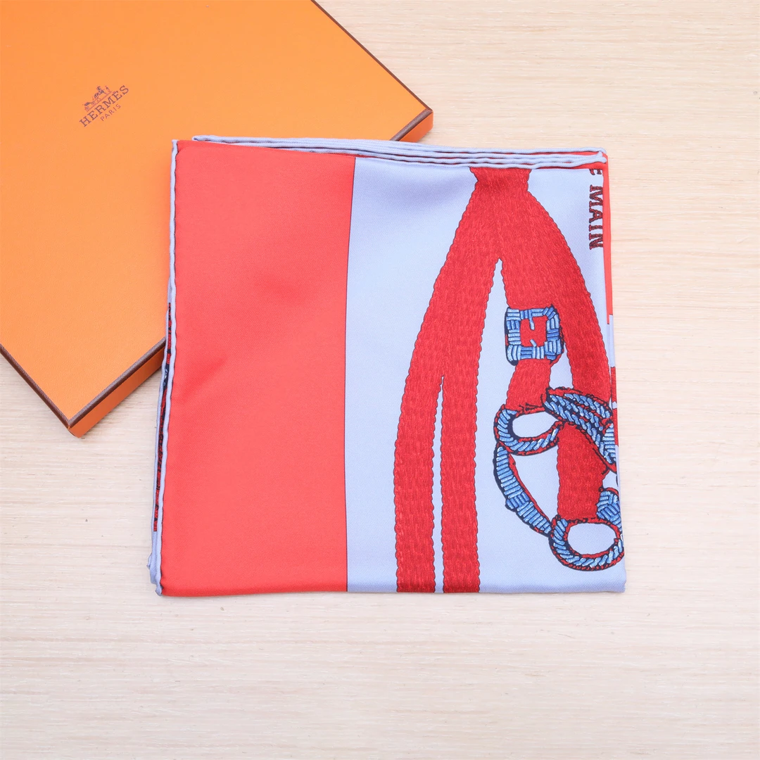 99新 Hermes/爱马仕 【活动黑黑】90X90CM 丝巾 拼色 桑蚕丝