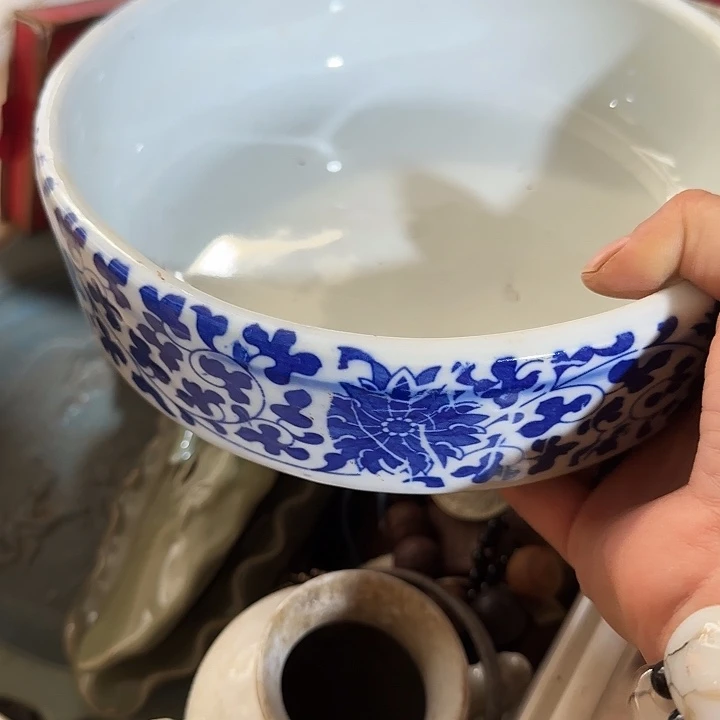 听***唤扇子bcfbfhfbfbfdvdvvffv