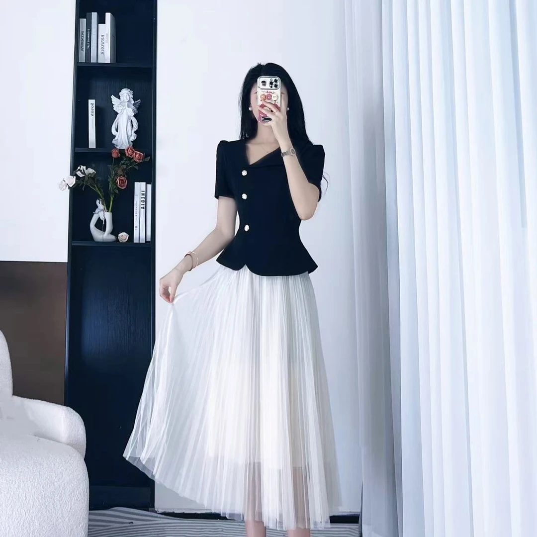 拉夏贝尔/25夏季气质显瘦高腰轻奢法式短袖上衣+半身裙 10357 SXJ