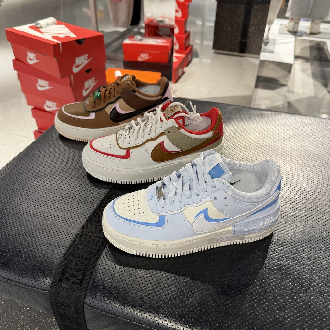 Nike耐克女鞋2025春新款舒适百搭空军一号低帮运动休闲板鞋HQ3400
