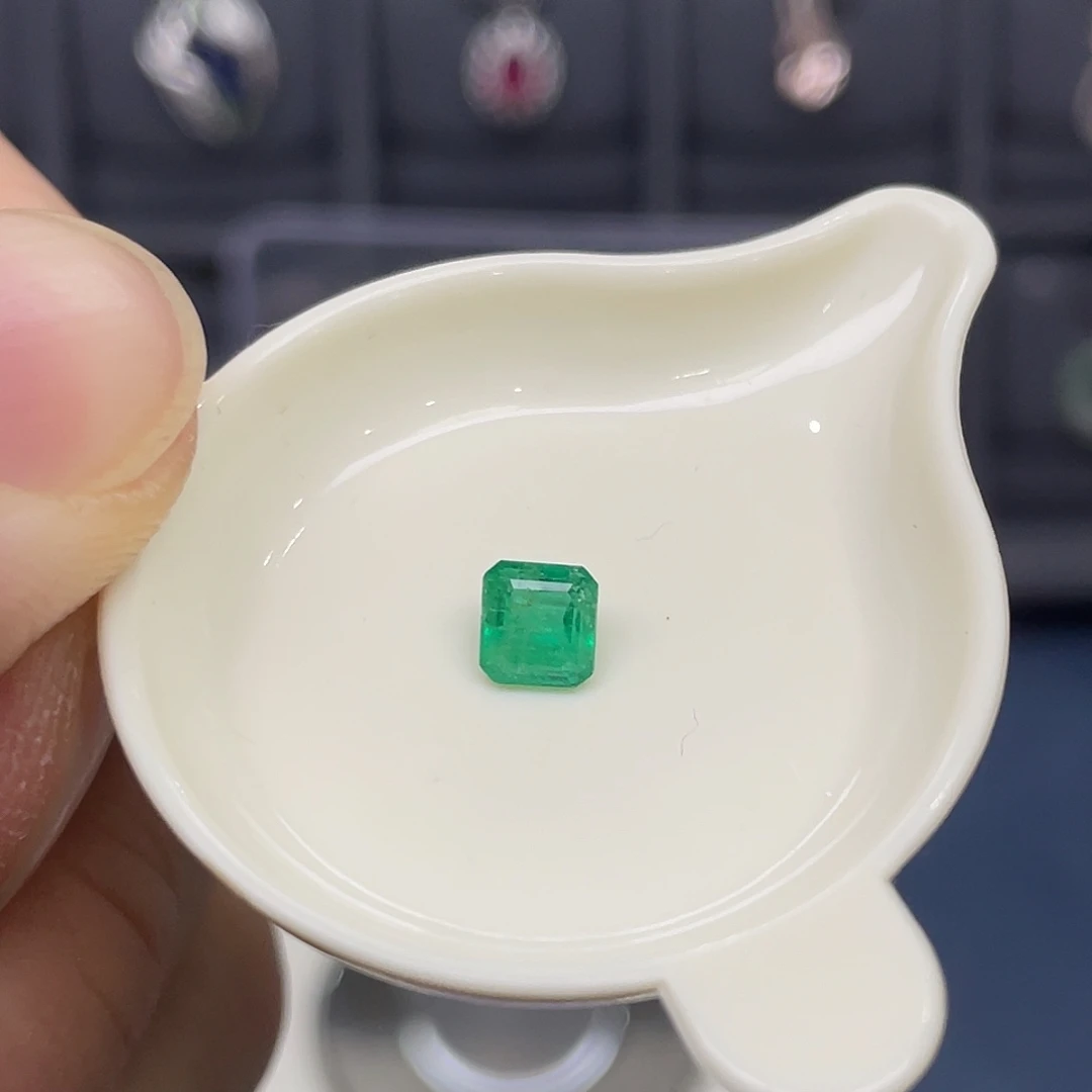 祖母绿裸石0.72克拉