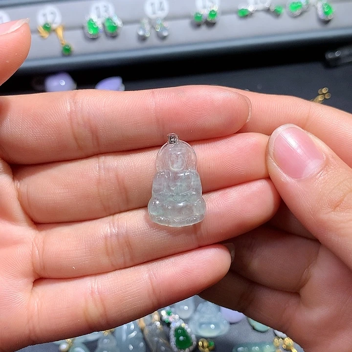 李***芬翡翠18K金镶嵌吊坠(不含链)