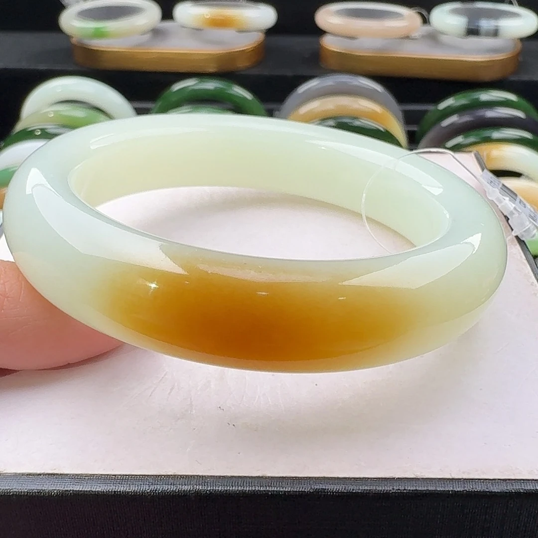 未镶嵌手镯和田玉57.1无包容！