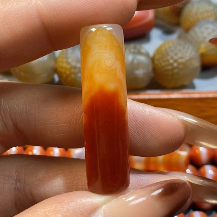 玛瑙/玉髓合金颈饰