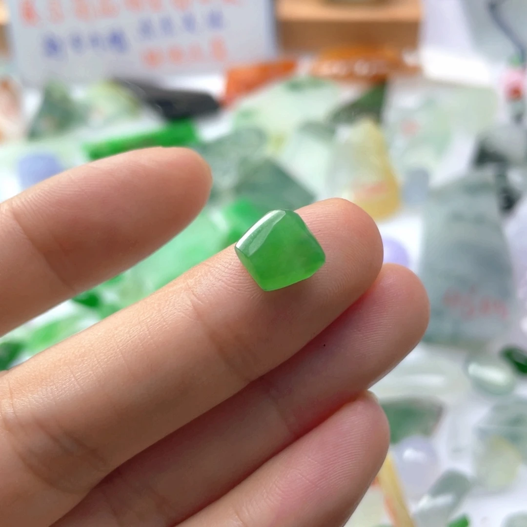 定制翡翠未镶嵌天然缅甸翡翠