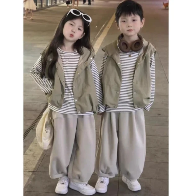 儿童韩系套装2025春秋新款男女宝洋气兄妹马甲条纹T恤灯笼裤潮