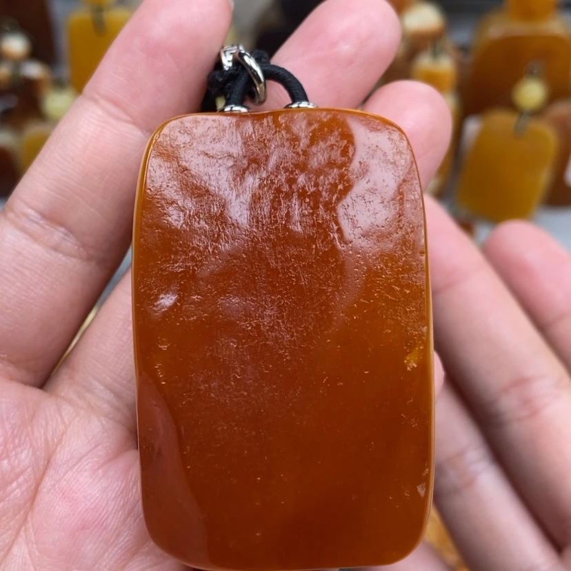 【闪购商品】未镶嵌颈饰琥珀