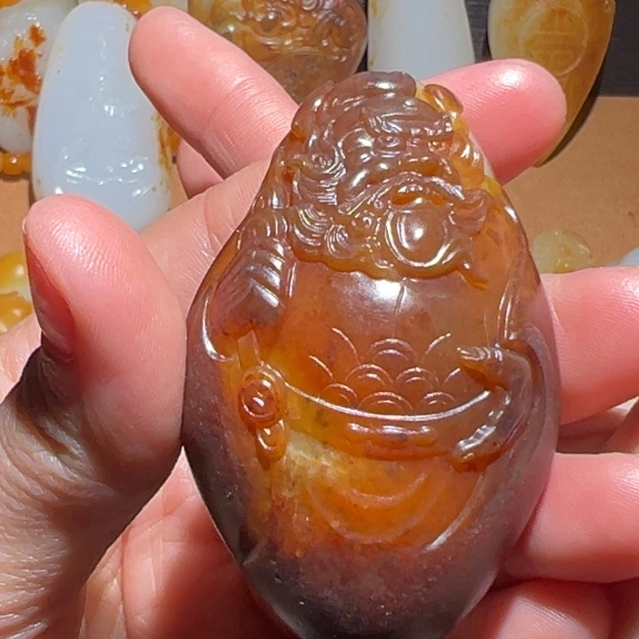 散***人和田玉未镶嵌颈饰