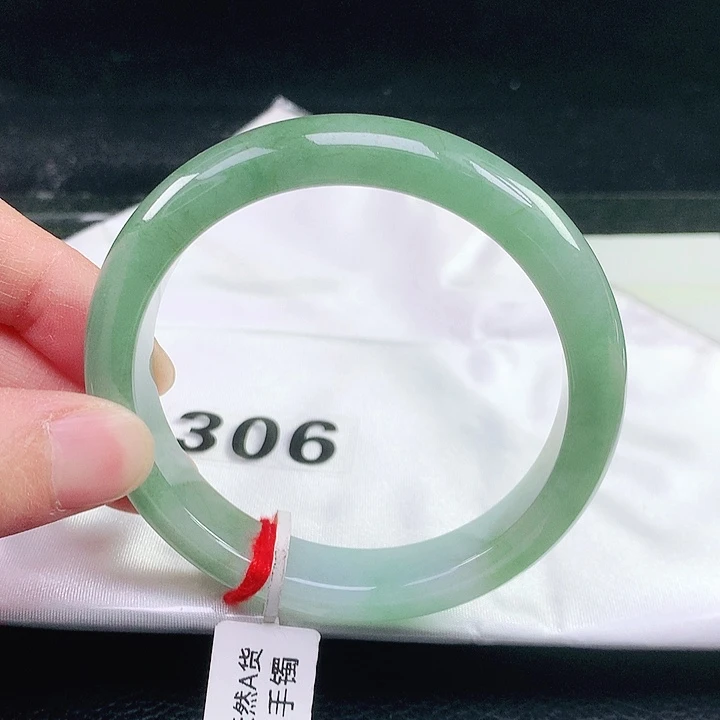 未镶嵌手镯翡翠306