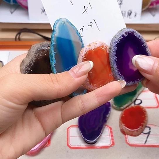 *****玛瑙/玉髓颈饰未镶嵌