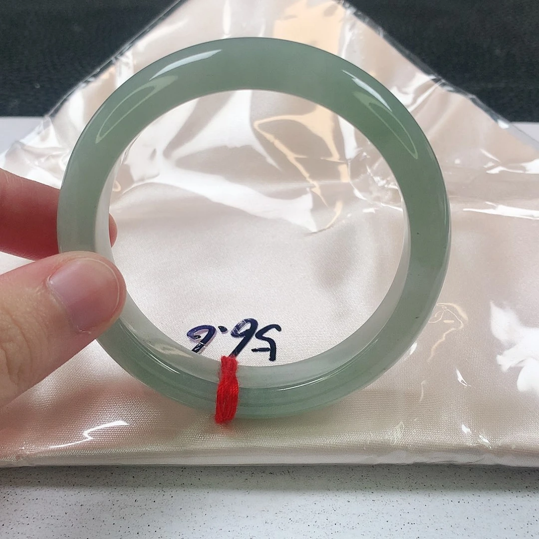 未镶嵌手镯翡翠350