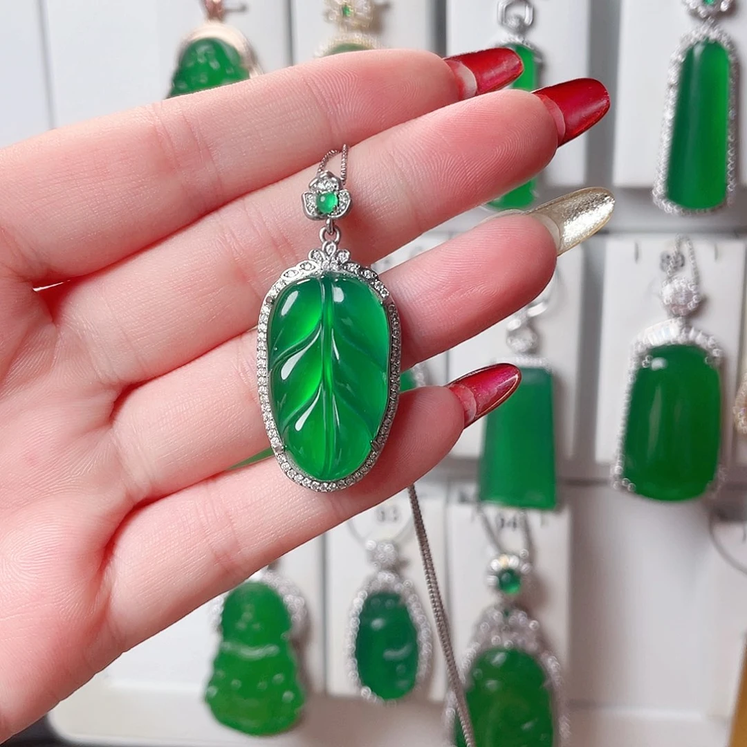 玛瑙/玉髓吊坠(赠链)未镶嵌