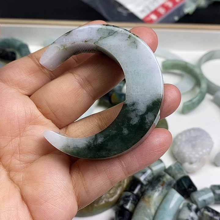 翡翠未镶嵌颈饰天然翡翠34