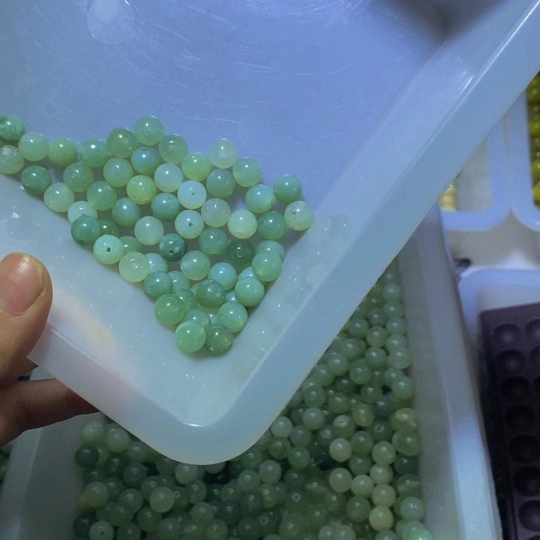 【闪购商品】蛇纹石玉颈饰未镶嵌超****蛋7