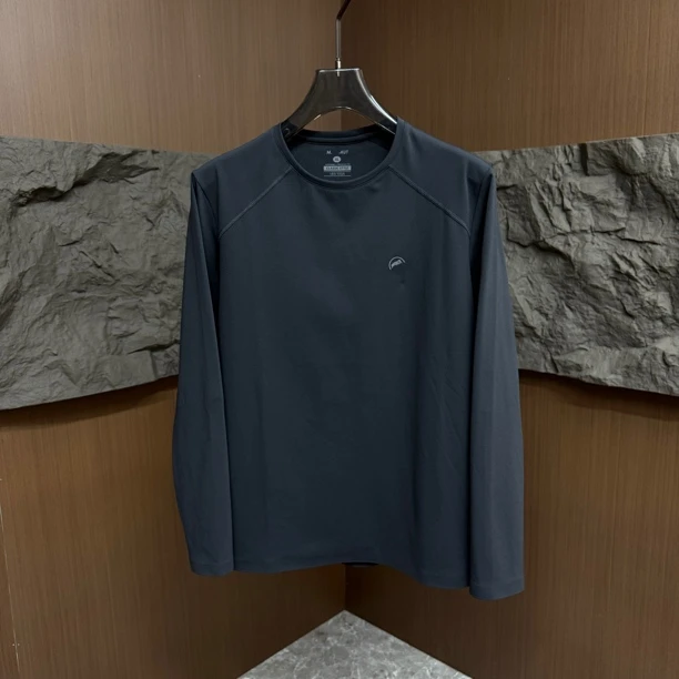 801125冬季新款抓绒T恤户外无痕保暖打底衫百搭长袖