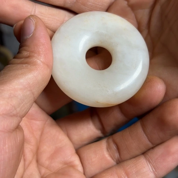 情***价和田玉未镶嵌挂件