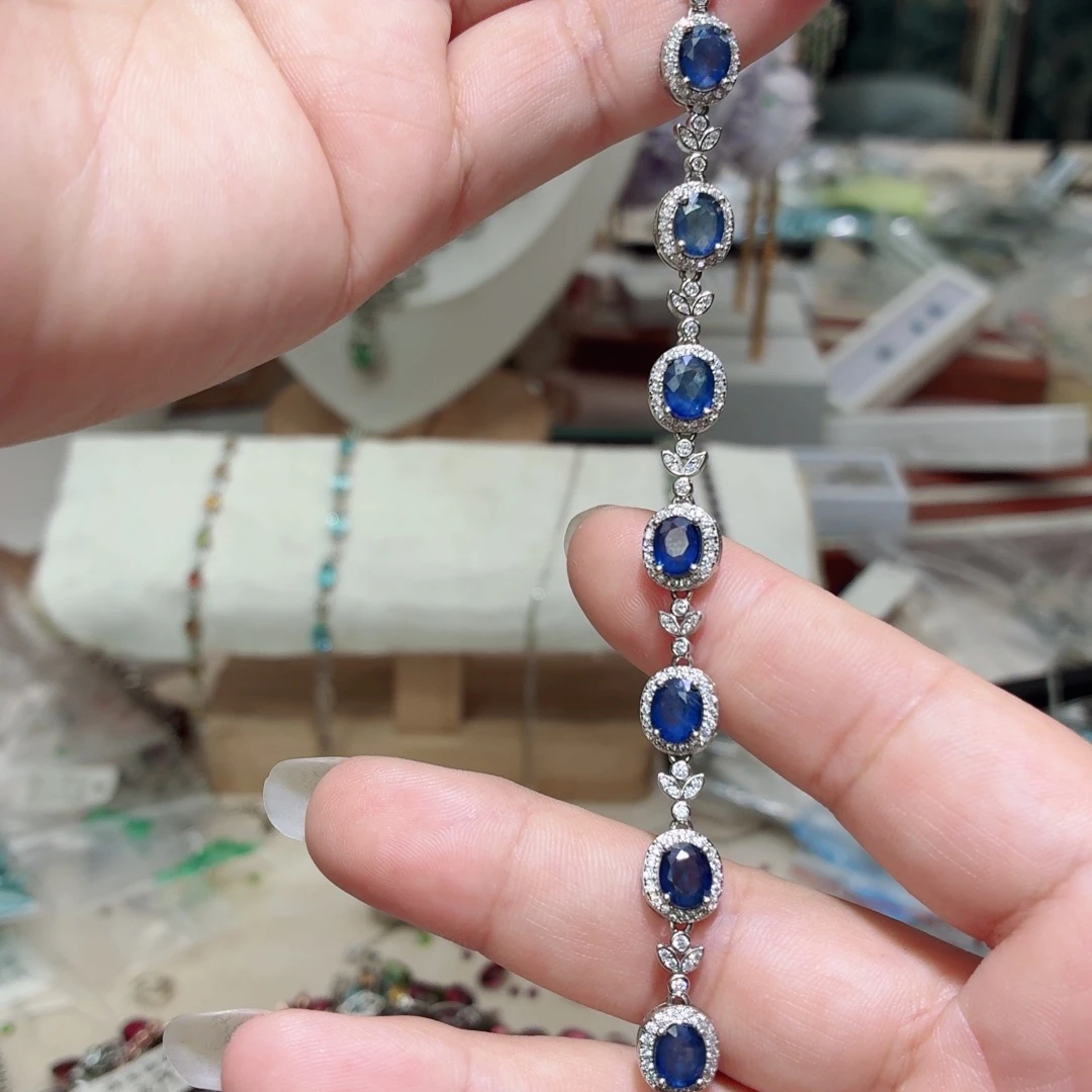 晴***雪蓝宝石银S925镶嵌手链