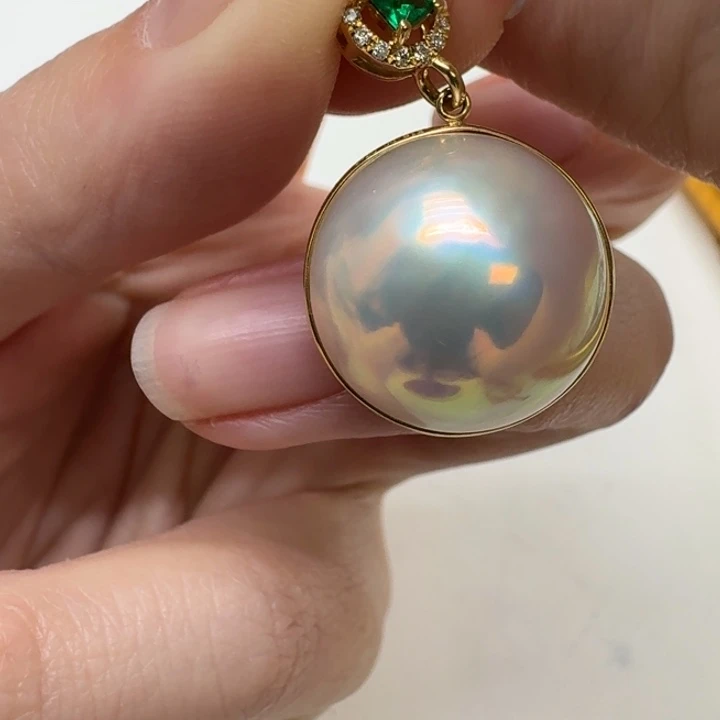 颈饰拼合珍珠（马贝珠）未镶嵌
