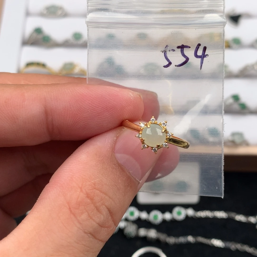 未镶嵌戒指翡翠554