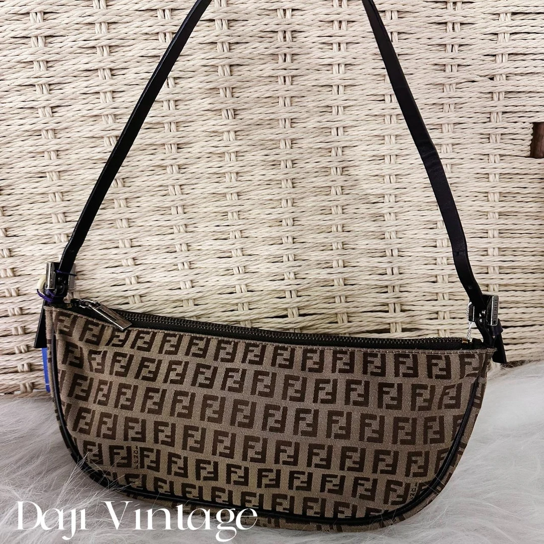 95新 FENDI/芬迪 大吉中古/芬迪fendi老花小船单肩包