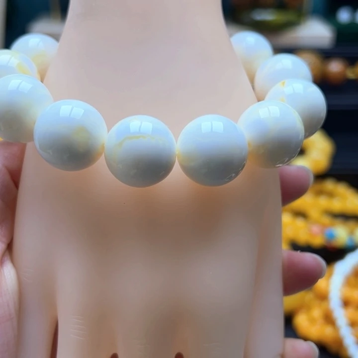 琥珀未镶嵌颈饰手串