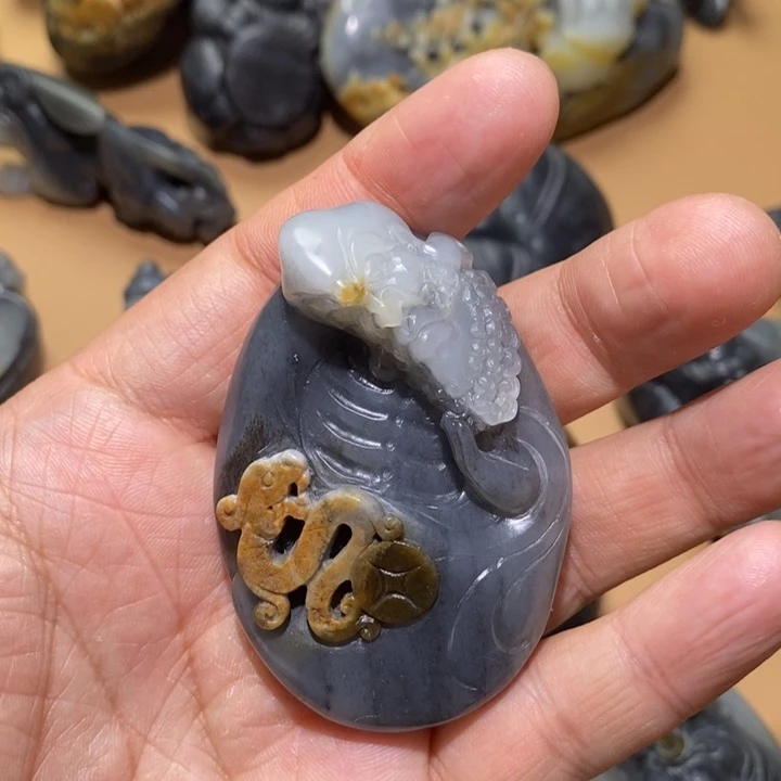 和田玉把件未镶嵌