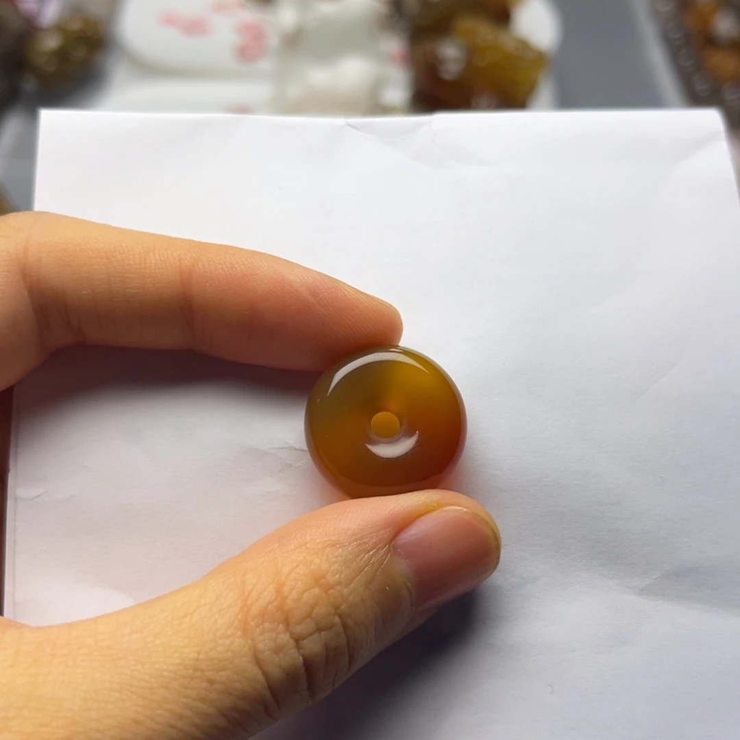 玛瑙/玉髓颈饰未镶嵌一**光