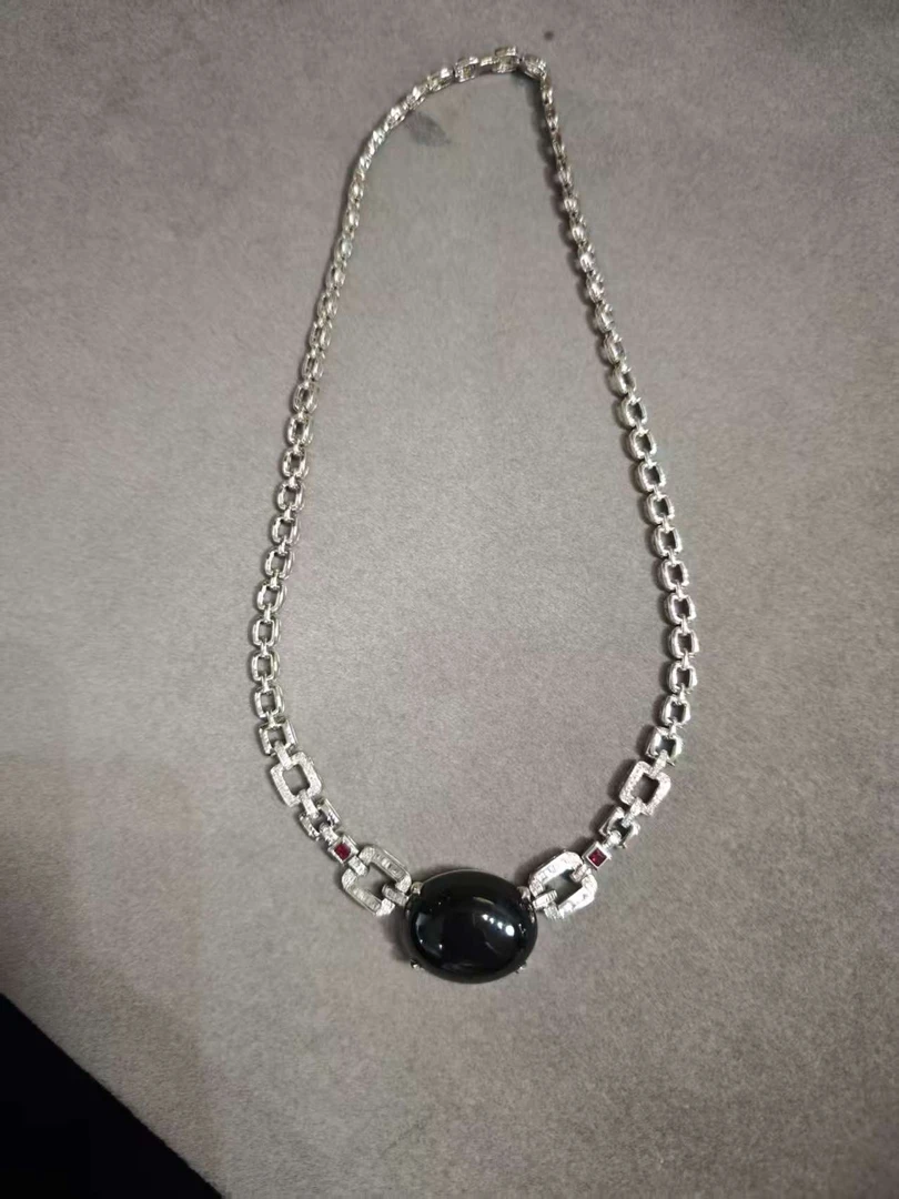 18k金镶嵌翡翠项链 尾款27000